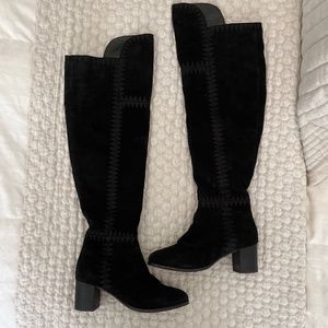 Above the knee black suede boots sz 8M